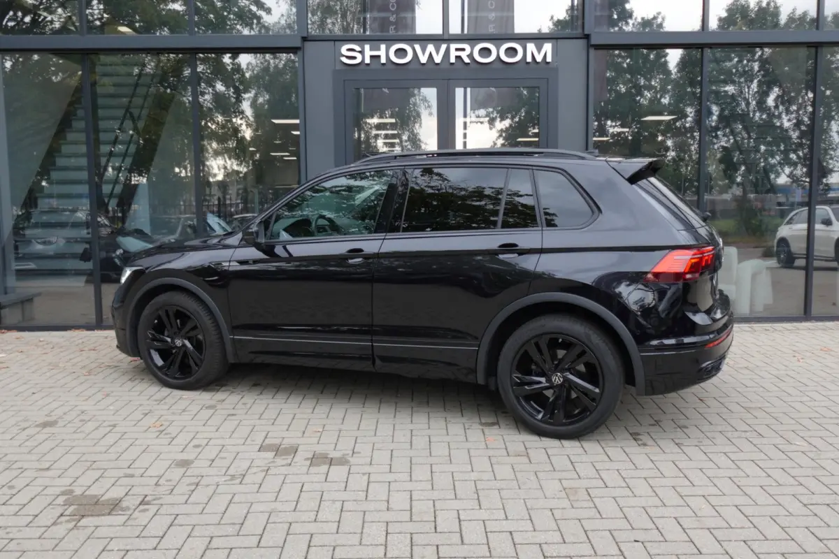 1.5 TSI R-Line PANO KEYLESS 360
