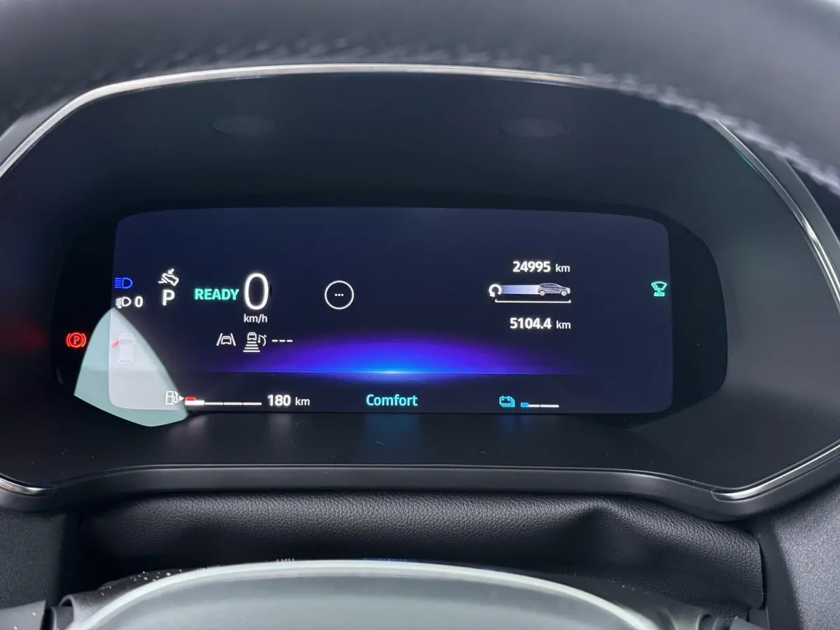 techno full hybrid E-Tech 160 | Google Navigatie | Parkeercamera | Climate Control |