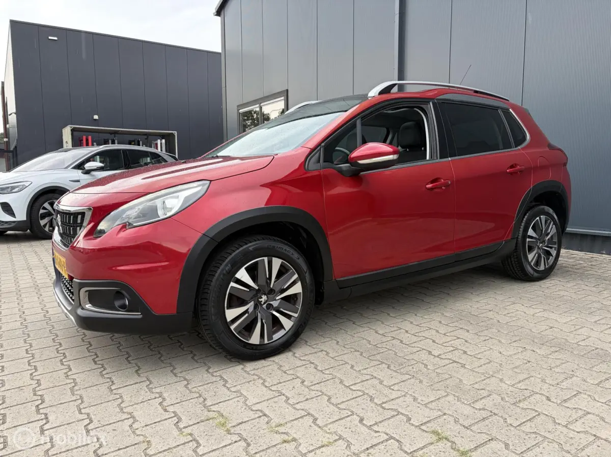 1.2 PureTech Blue Lease Executive Nieuwe Distributieriem