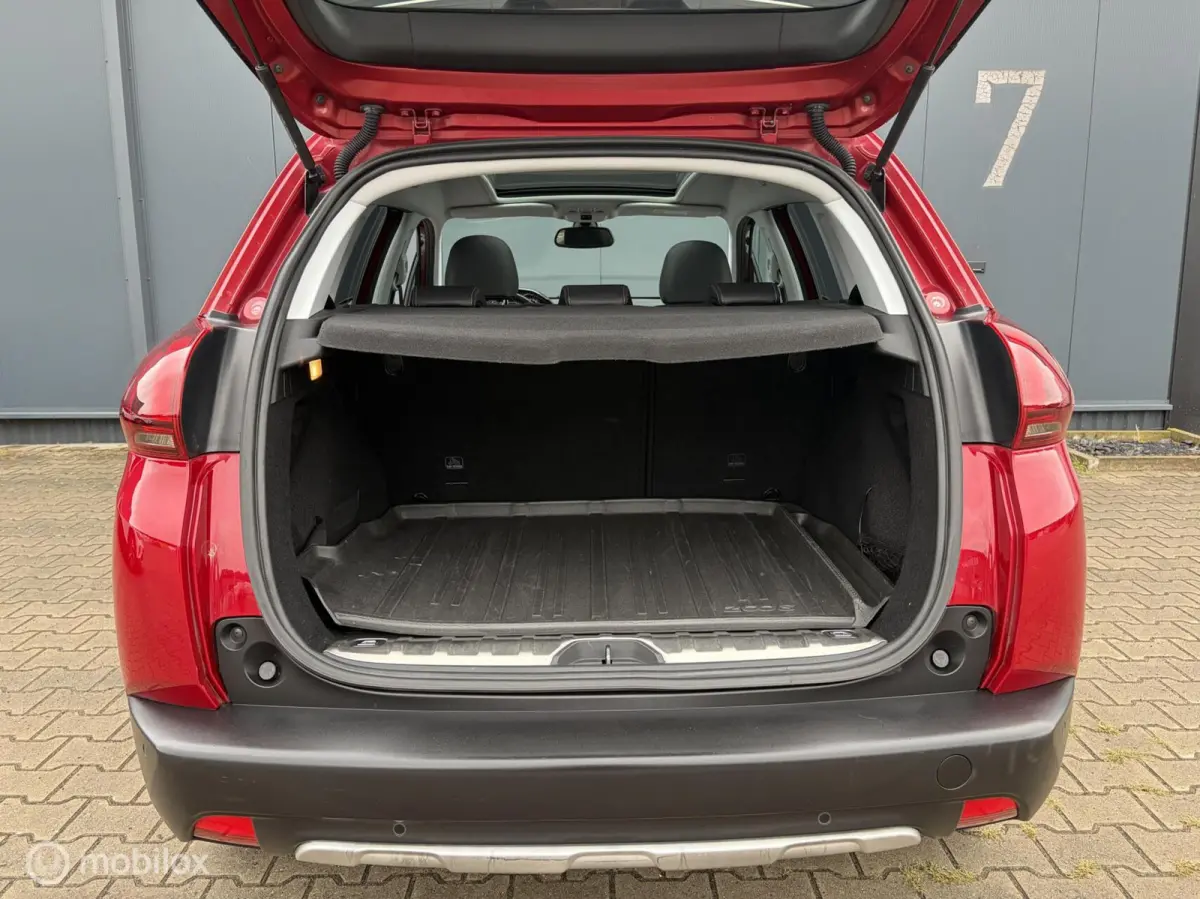 1.2 PureTech Blue Lease Executive Nieuwe Distributieriem