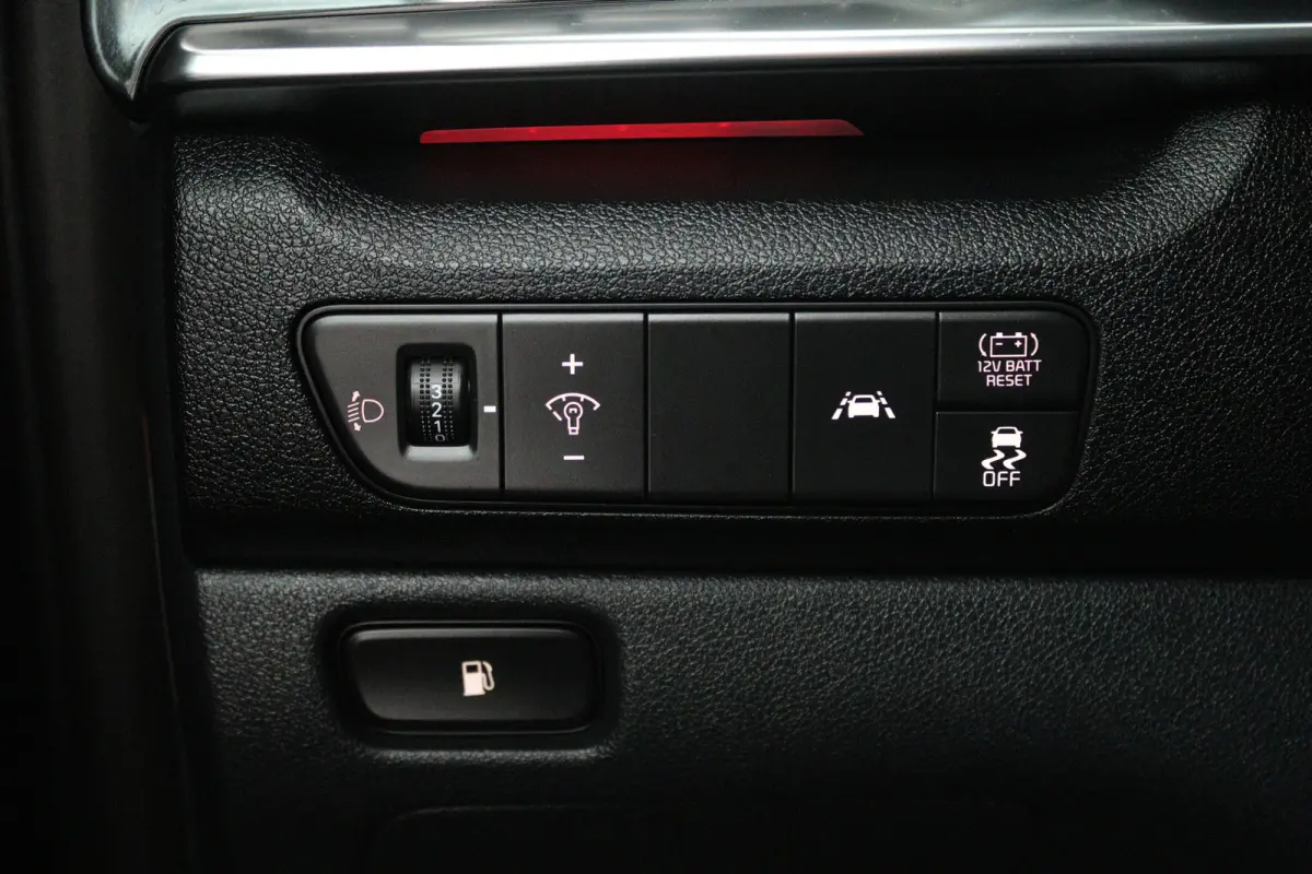 1.6 GDi Hybrid ExecutiveLine (STOEL/STUUR VERWARMING, CRUISE ADAPTIEF, CAMERA, NAVIGATIE)