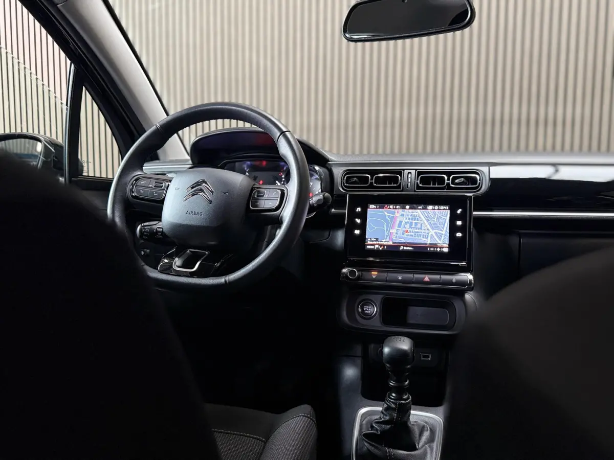 1.2 PureTech Shine | Camera | Carplay | Keyless