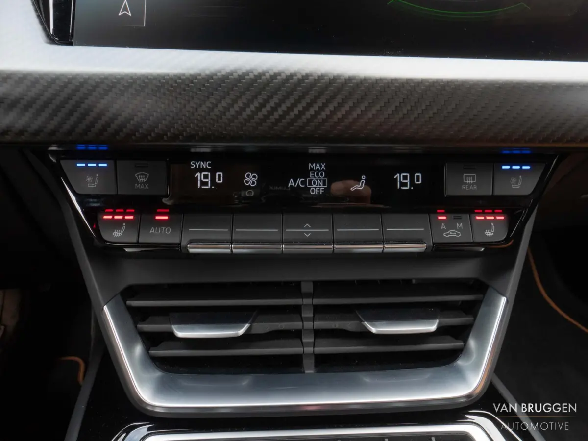 RS 93kwh Carbon Keramisch BTW Exclusive Alcantara Massage Koeling