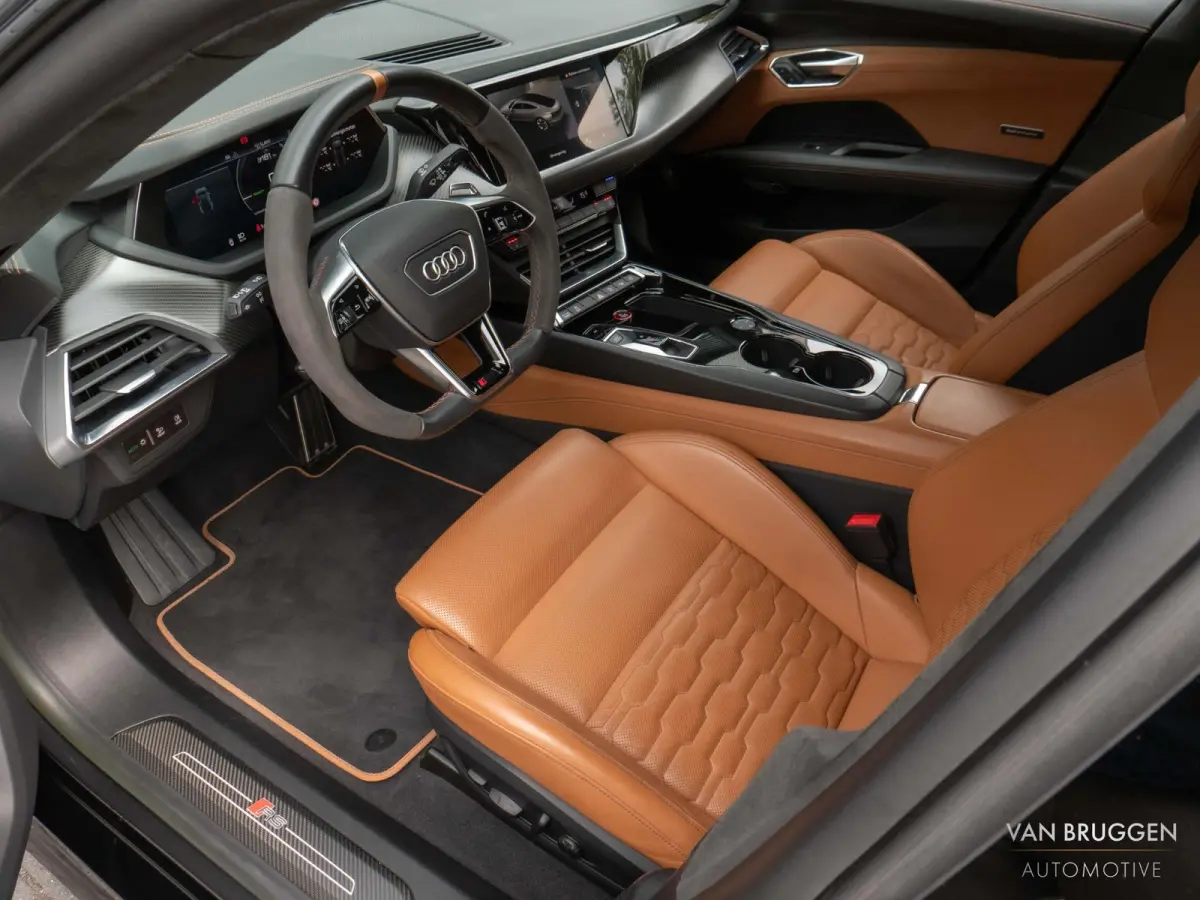 RS 93kwh Carbon Keramisch BTW Exclusive Alcantara Massage Koeling