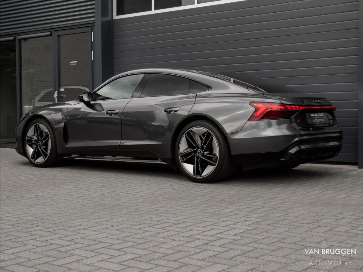 RS 93kwh Carbon Keramisch BTW Exclusive Alcantara Massage Koeling
