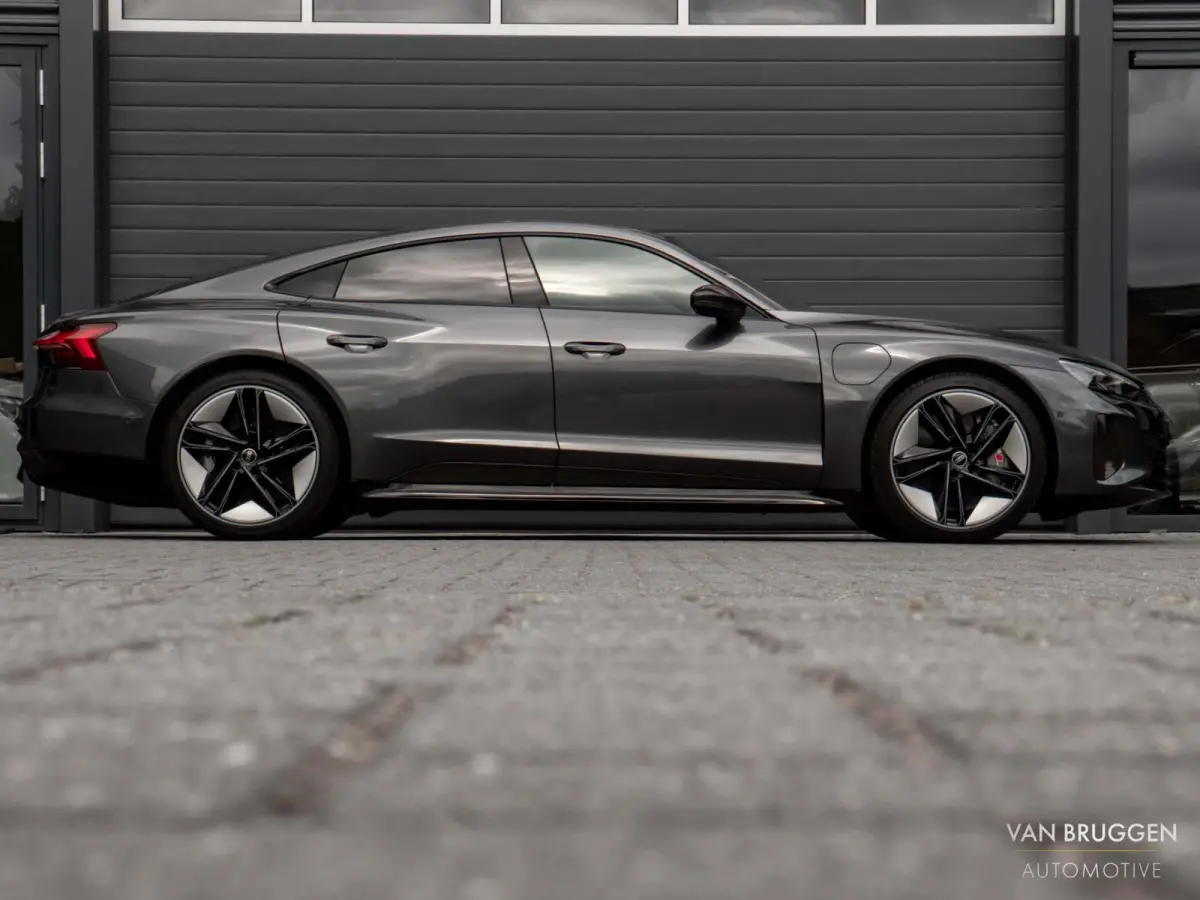 RS 93kwh Carbon Keramisch BTW Exclusive Alcantara Massage Koeling