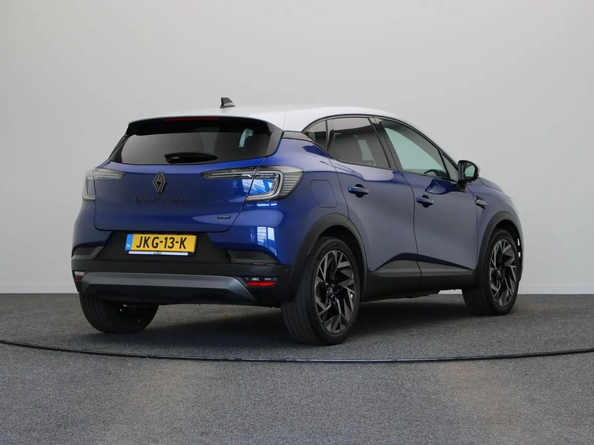E-Tech full hybrid 160pk esprit Alpine | Elektrisch verstelbare bestuurderstoel | Stoel en stuurverwarming | Dodehoek detectie | Rondomzicht camera |