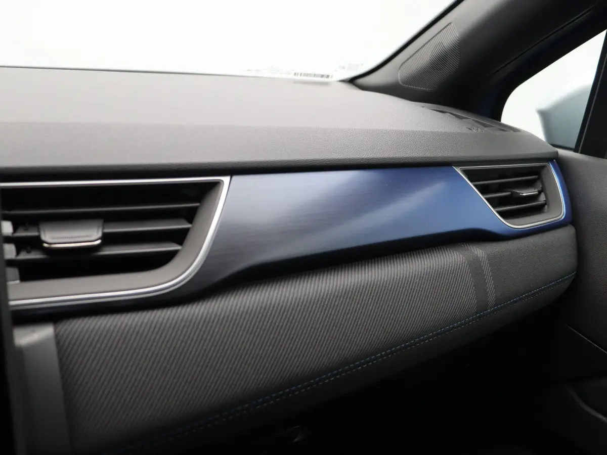 E-Tech full hybrid 160pk esprit Alpine | Elektrisch verstelbare bestuurderstoel | Stoel en stuurverwarming | Dodehoek detectie | Rondomzicht camera |
