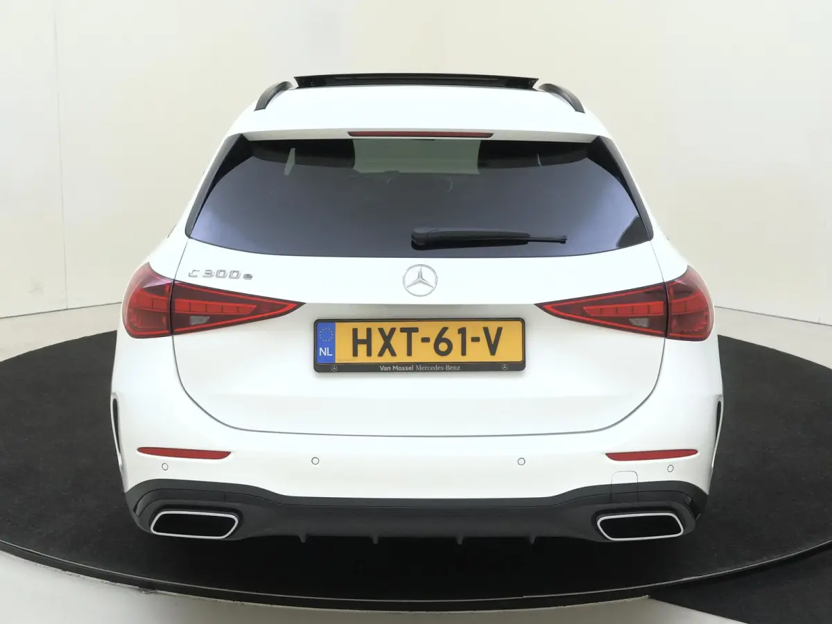 300 e Star Edition AMG Line / Memory-Stoelen / Night-Pakket / Panaromadak / Winterpakket / 360Graden-Camera /
