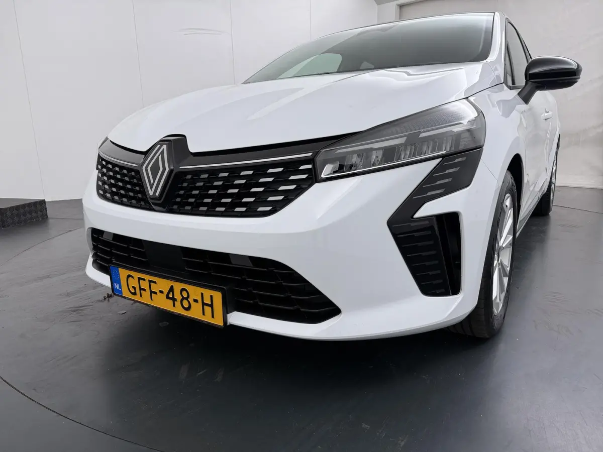evolution TCe 90 | Navigatie | Lichtmetalen velgen |
