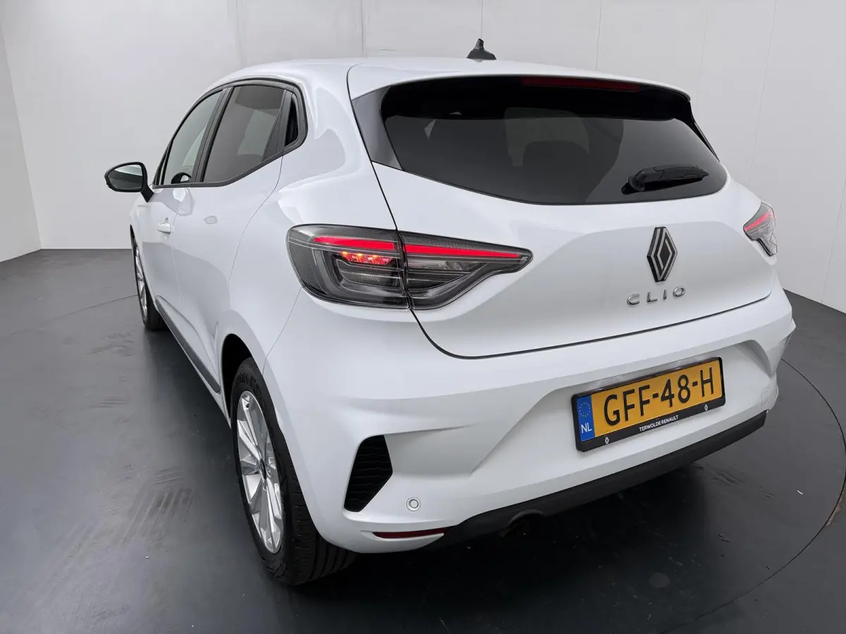 evolution TCe 90 | Navigatie | Lichtmetalen velgen |