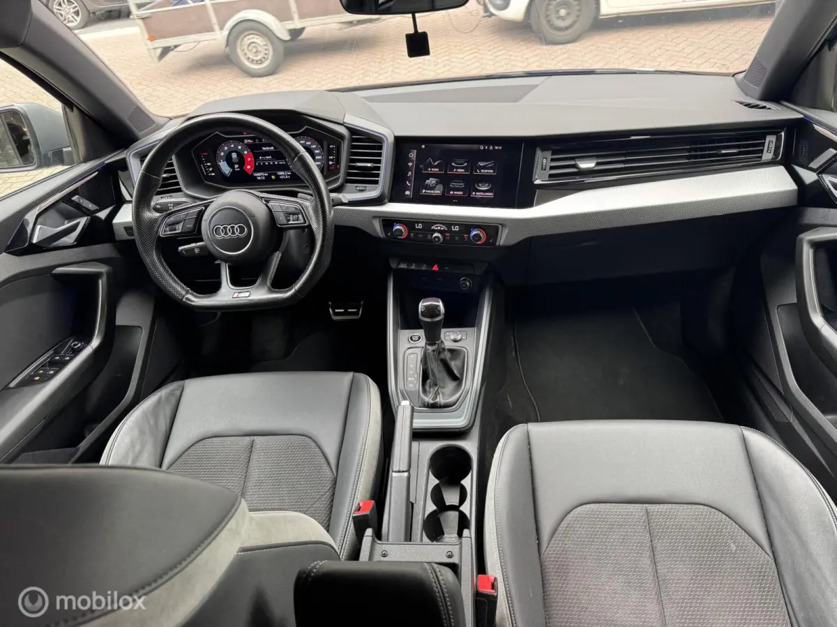 40 TFSI S Line edition one