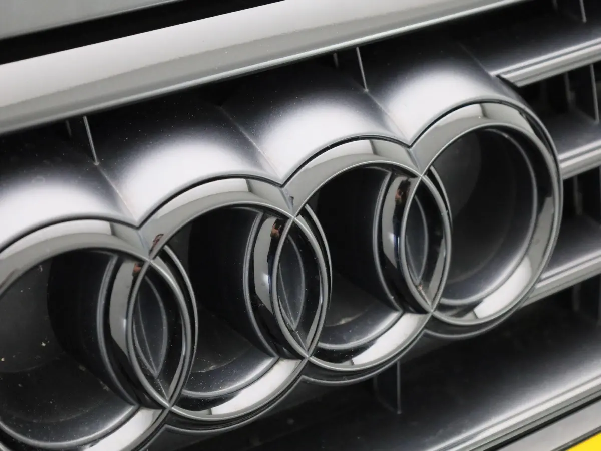50 TFSI e quattro Advanced edition