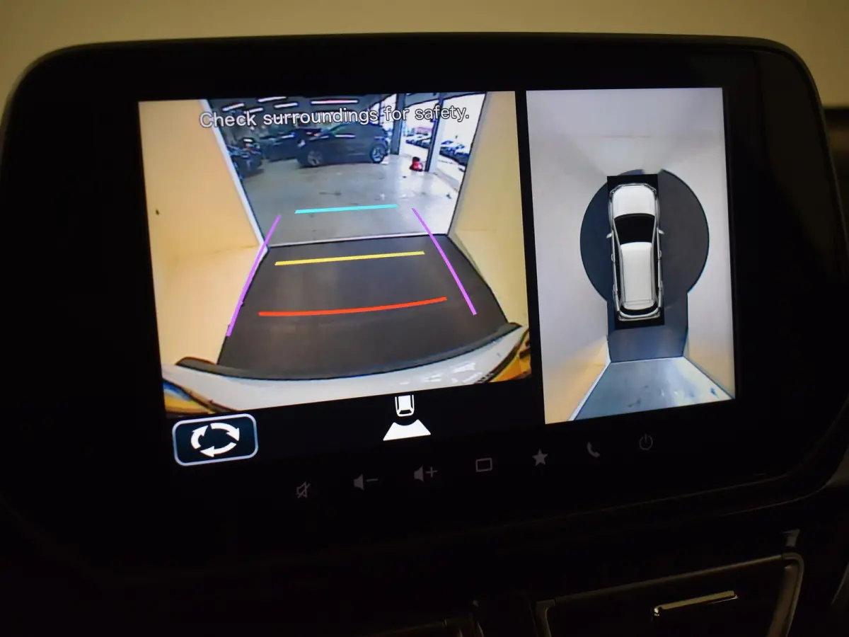 1.4 Boosterjet Style Smart Hybrid 130PK AUTO | 360gr Camera | Cruise control adapt | Stoelverw | App Connect | Climate control | Keyless | Dodehoek | NAVI | DAB | LED | 17"LMV