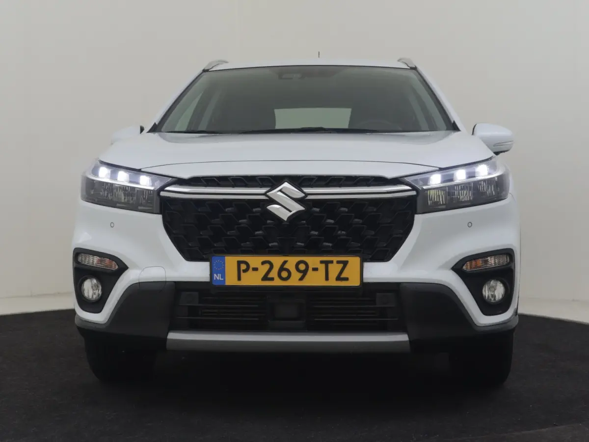 1.4 Boosterjet Style Smart Hybrid 130PK AUTO | 360gr Camera | Cruise control adapt | Stoelverw | App Connect | Climate control | Keyless | Dodehoek | NAVI | DAB | LED | 17"LMV