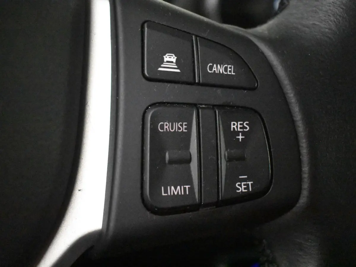 1.4 Boosterjet Style Smart Hybrid 130PK AUTO | 360gr Camera | Cruise control adapt | Stoelverw | App Connect | Climate control | Keyless | Dodehoek | NAVI | DAB | LED | 17"LMV