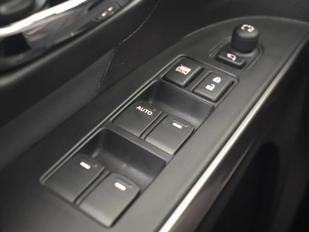 1.4 Boosterjet Style Smart Hybrid 130PK AUTO | 360gr Camera | Cruise control adapt | Stoelverw | App Connect | Climate control | Keyless | Dodehoek | NAVI | DAB | LED | 17"LMV