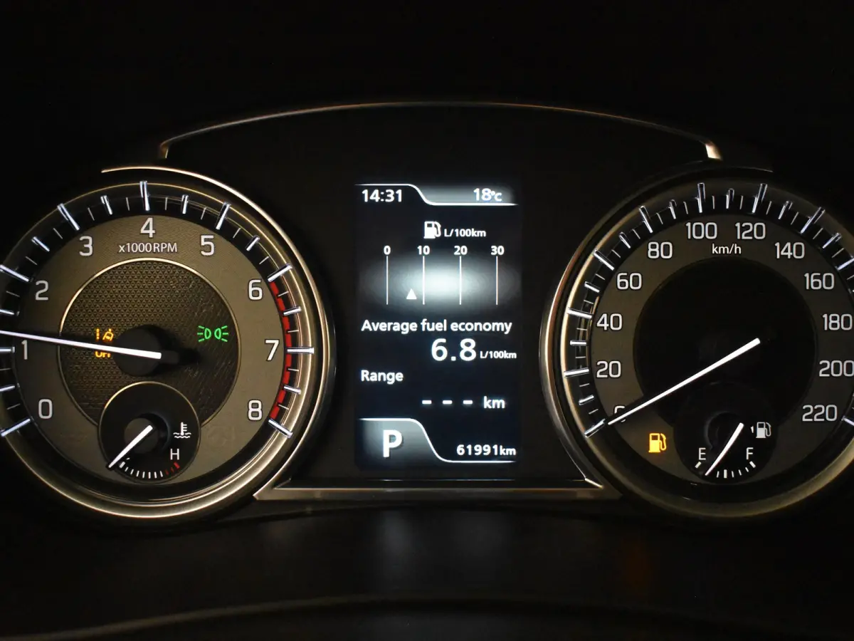 1.4 Boosterjet Style Smart Hybrid 130PK AUTO | 360gr Camera | Cruise control adapt | Stoelverw | App Connect | Climate control | Keyless | Dodehoek | NAVI | DAB | LED | 17"LMV