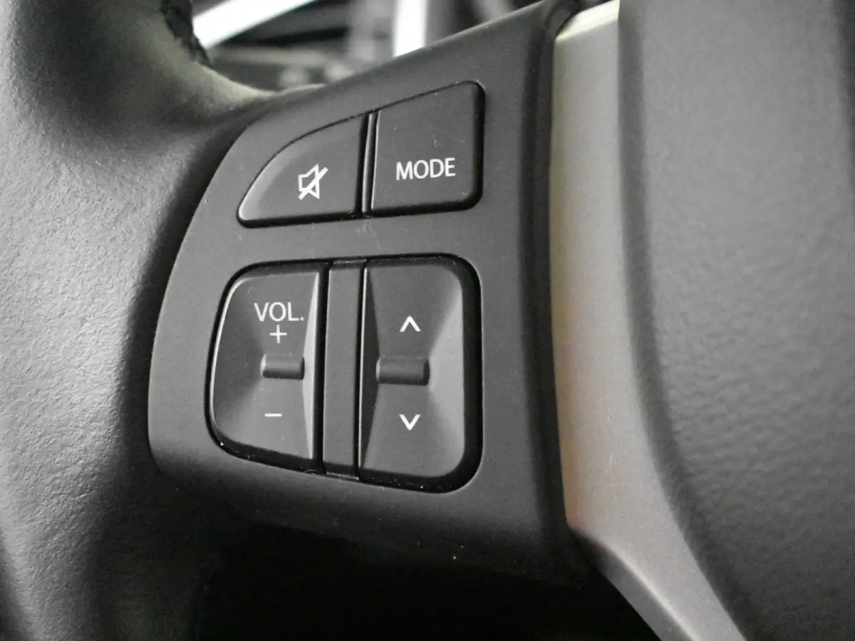 1.4 Boosterjet Style Smart Hybrid 130PK AUTO | 360gr Camera | Cruise control adapt | Stoelverw | App Connect | Climate control | Keyless | Dodehoek | NAVI | DAB | LED | 17"LMV