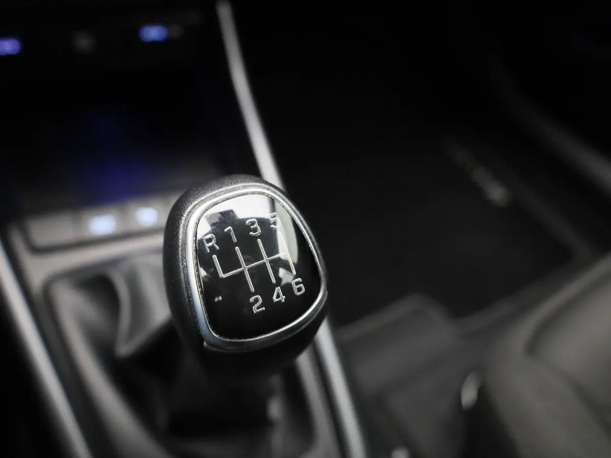 1.0 T-GDI Comfort APPLE CARPLAY | CAMERA | LMV | RADIO | BLUETOOTH | CRUISE | AIRCO | 12 MAANDEN BOVAG GARANTIE |