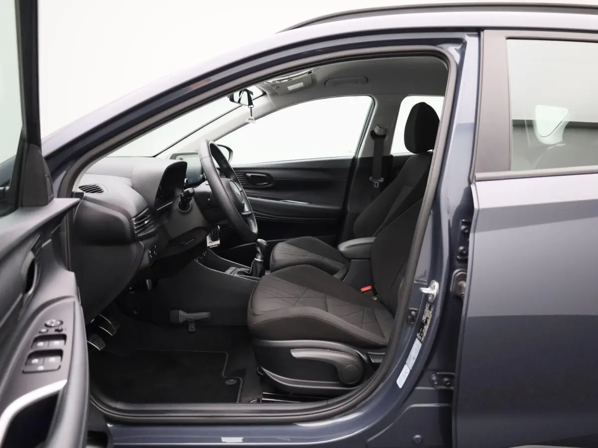1.0 T-GDI Comfort APPLE CARPLAY | CAMERA | LMV | RADIO | BLUETOOTH | CRUISE | AIRCO | 12 MAANDEN BOVAG GARANTIE |