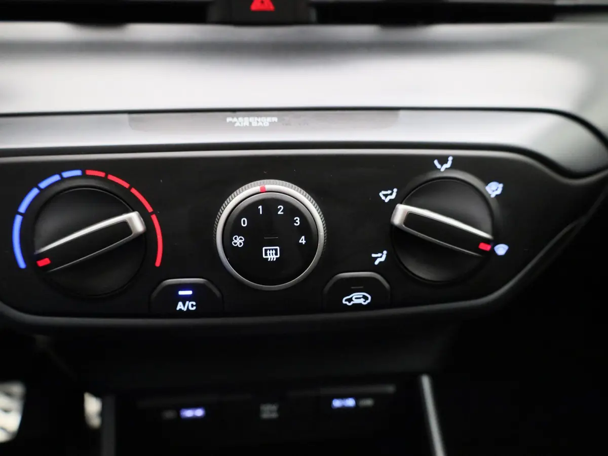 1.0 T-GDI Comfort APPLE CARPLAY | CAMERA | LMV | RADIO | BLUETOOTH | CRUISE | AIRCO | 12 MAANDEN BOVAG GARANTIE |