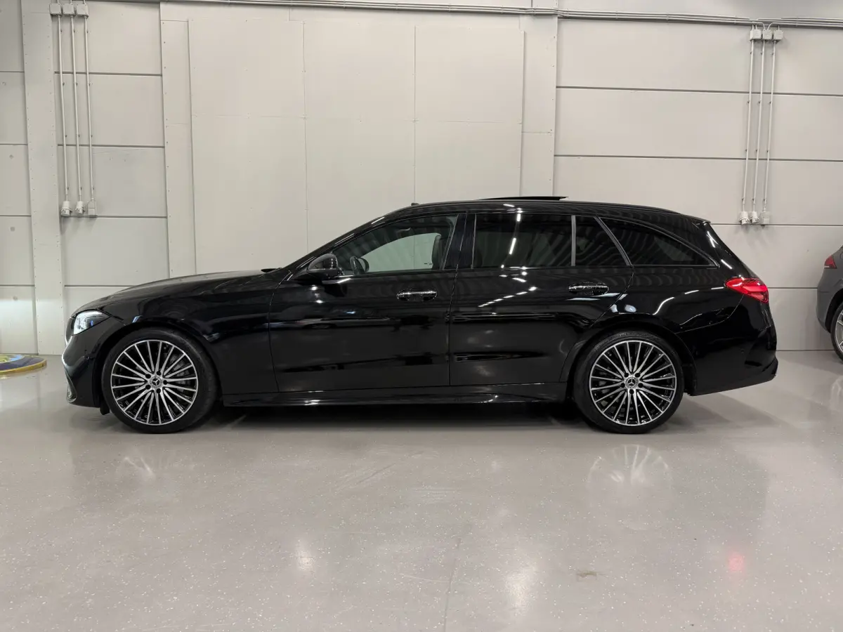 200 AMG Line PANO/HEAD-UP/VOL-LEER/LASER-LED/360CAMERA/19"AMG/MEMORY+MASSAGE/KEYLESS/CARPLAY/SFEER/CARBON-INLEG/DONKERE-HEMEL/EL.A.KLEP/ORIG.NL AUTO