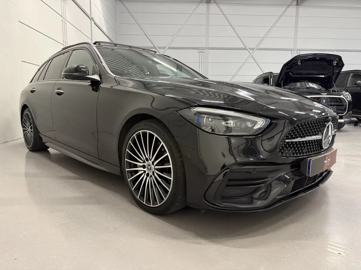 200 AMG Line PANO/HEAD-UP/VOL-LEER/LASER-LED/360CAMERA/19"AMG/MEMORY+MASSAGE/KEYLESS/CARPLAY/SFEER/CARBON-INLEG/DONKERE-HEMEL/EL.A.KLEP/ORIG.NL AUTO