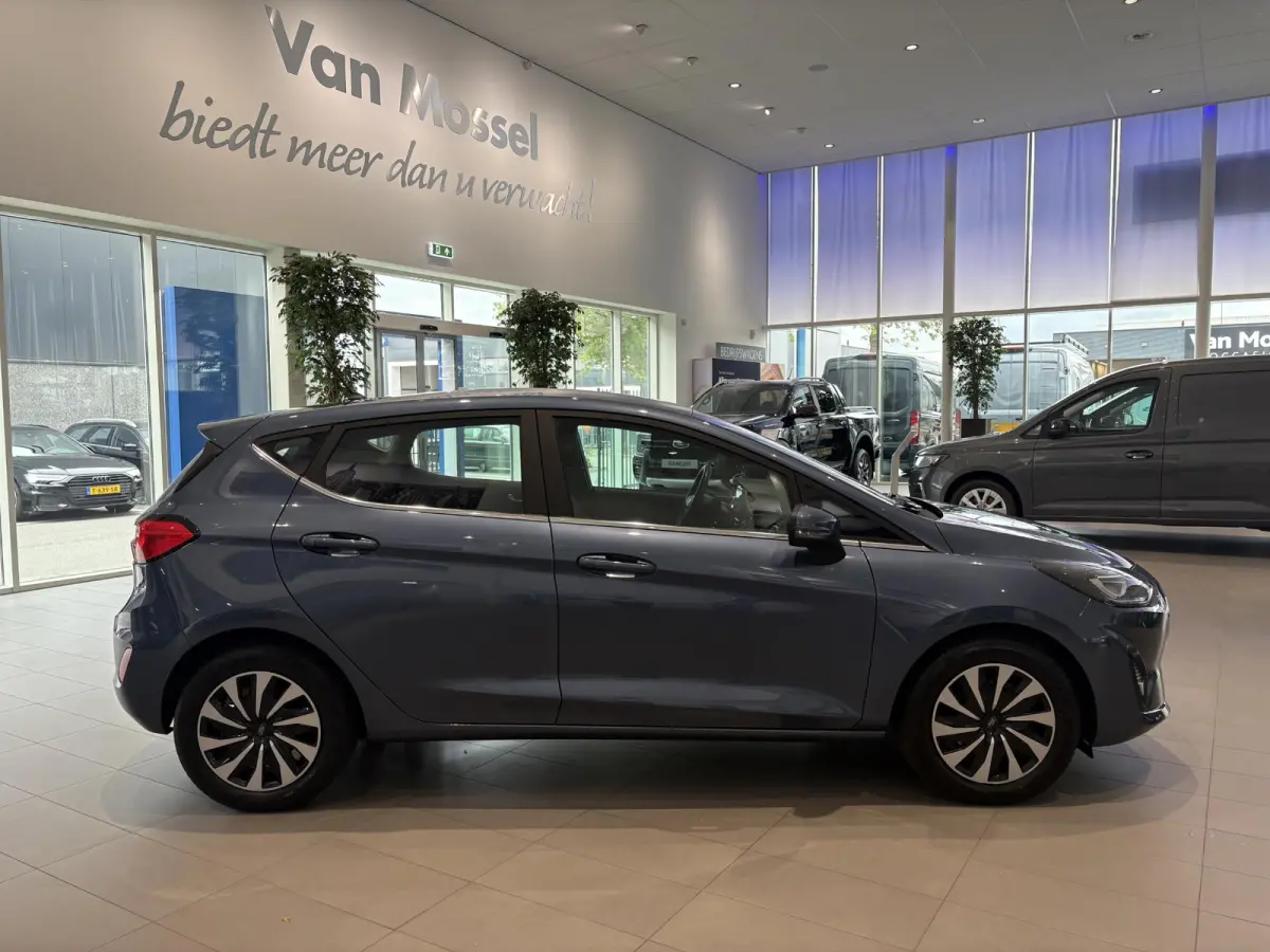 1.0 EcoBoost Hybrid Titanium