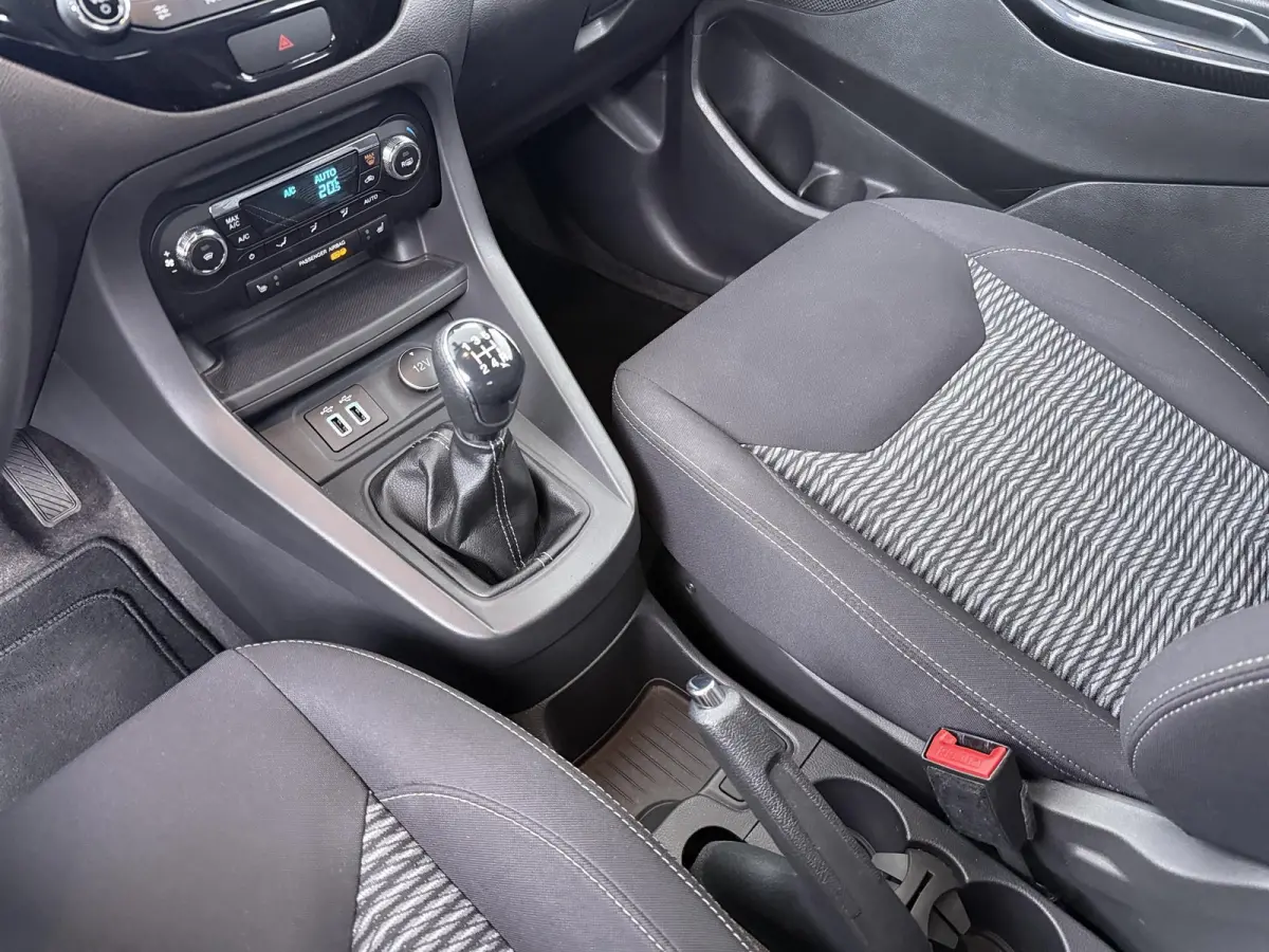 1.2 Trend Ultimate | Stoel- & Voorruitverw. | Climate Control | Cruise Control |