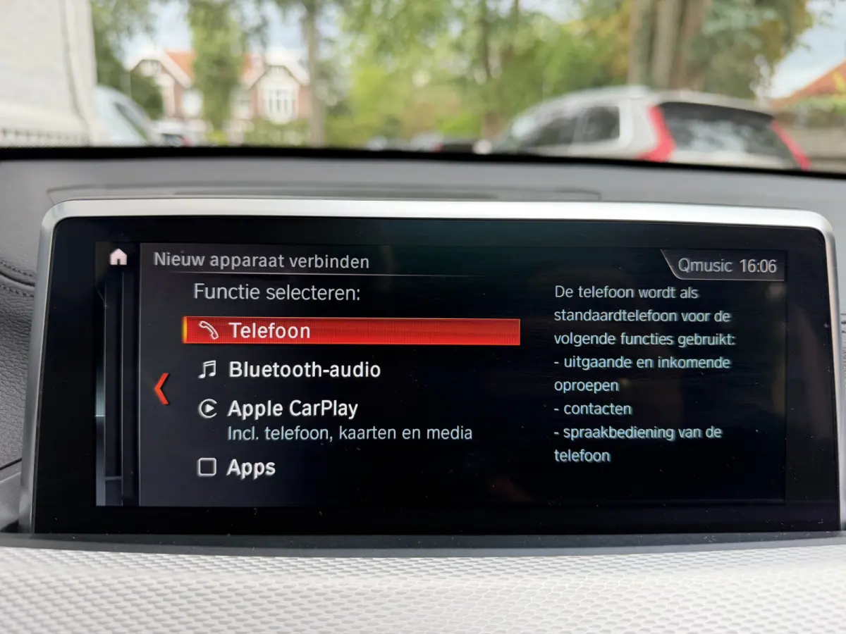 sDrive20i High Executive M sport Black edition Panorama dak Carplay