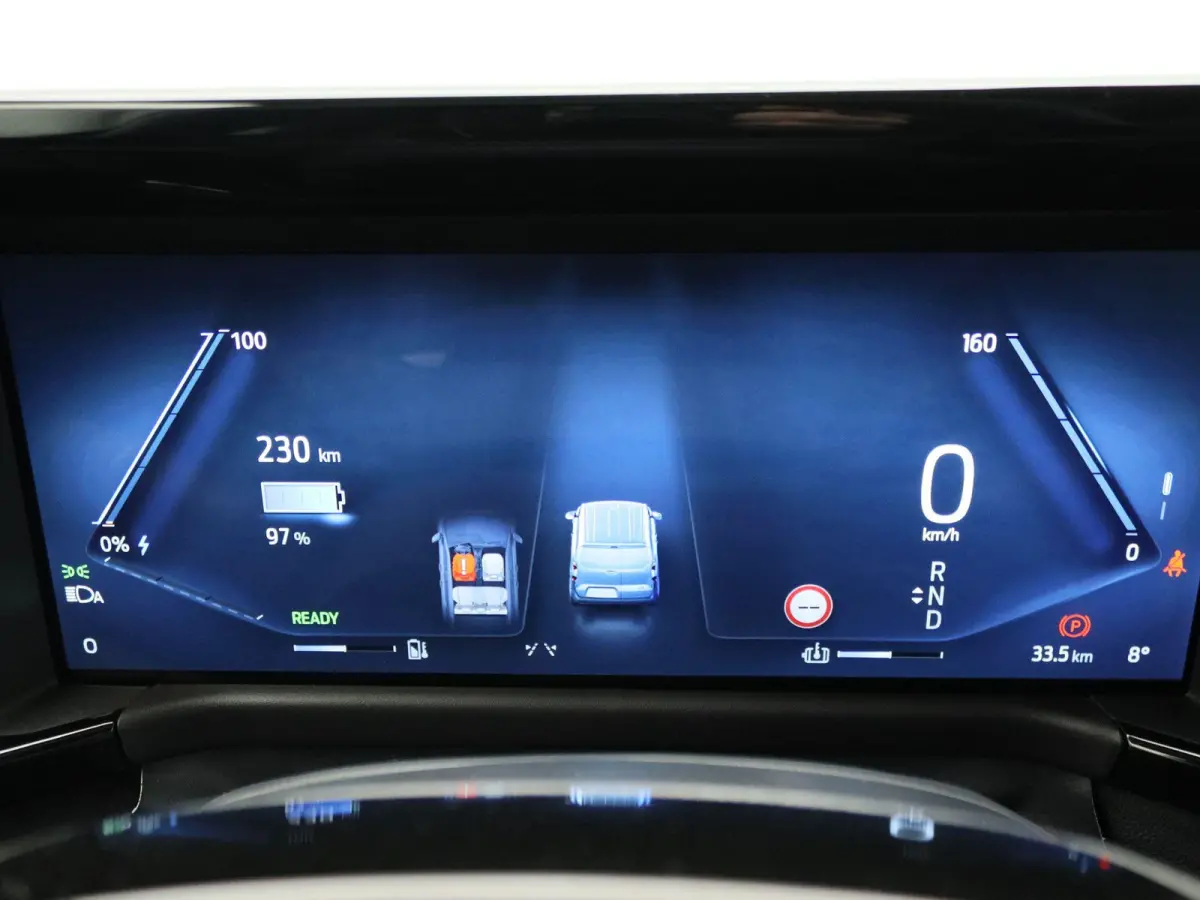 Limited 44 kWh | ADAPTIEVE CRUISE CONTROL | STOEL, STUUR EN VOORRUITVERWARMING | NAVIGATIE | TREKHAAK