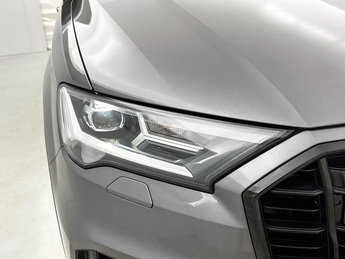 55 TFSI e quattro Pro Line 381 PK | S-line | Panoramadak | Camera | Bang & Olufsen sound system | Adaptive cruise control | Adaptive air suspension | Trekhaak |