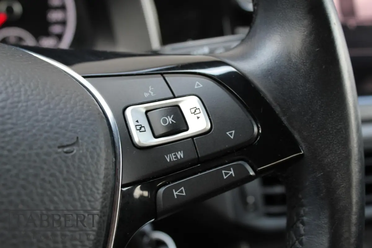 1.0 TSI Highline Trekhaak Xenon Carplay ACC