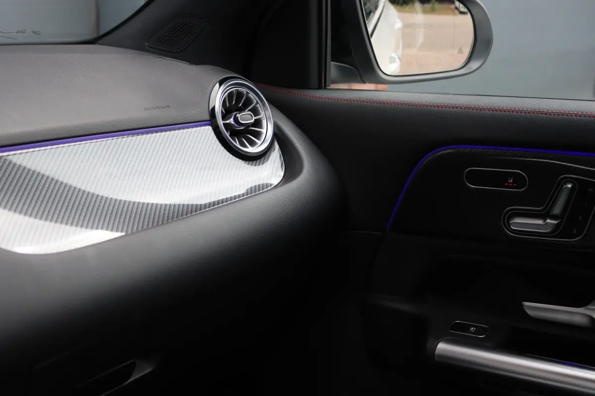 250 e Star Edition AMG Line | Premium+ | Memory | Panoramadak | Distronic | Surround Camera | HUD | Keyless Go | Augmented Reality | Zitcomfortpakket |