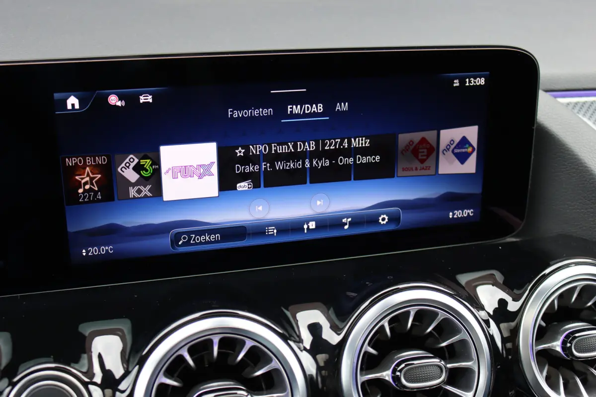 250 e Star Edition AMG Line | Premium+ | Memory | Panoramadak | Distronic | Surround Camera | HUD | Keyless Go | Augmented Reality | Zitcomfortpakket |