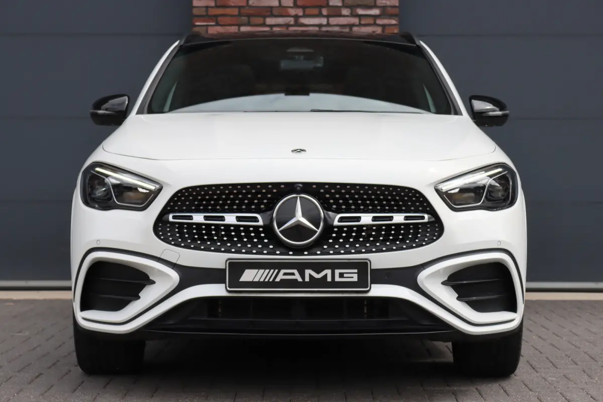 250 e Star Edition AMG Line | Premium+ | Memory | Panoramadak | Distronic | Surround Camera | HUD | Keyless Go | Augmented Reality | Zitcomfortpakket |