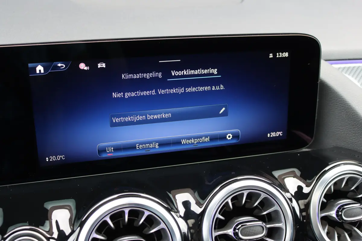 250 e Star Edition AMG Line | Premium+ | Memory | Panoramadak | Distronic | Surround Camera | HUD | Keyless Go | Augmented Reality | Zitcomfortpakket |