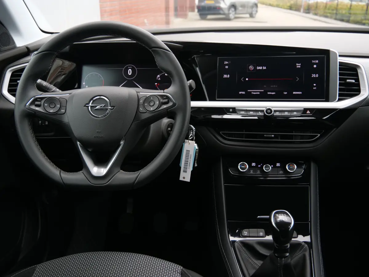 1.2 Turbo Edition 130 Pk DAB / Apple Carplay / Camera