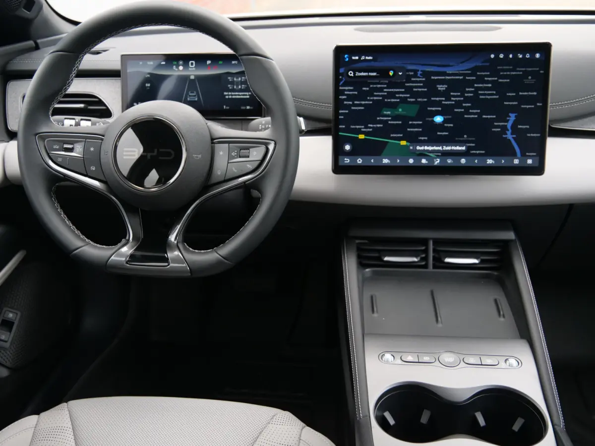 1.5 DM-i Boost 184 Pk Automaat Navi / Apple Carplay / DAB / Camera