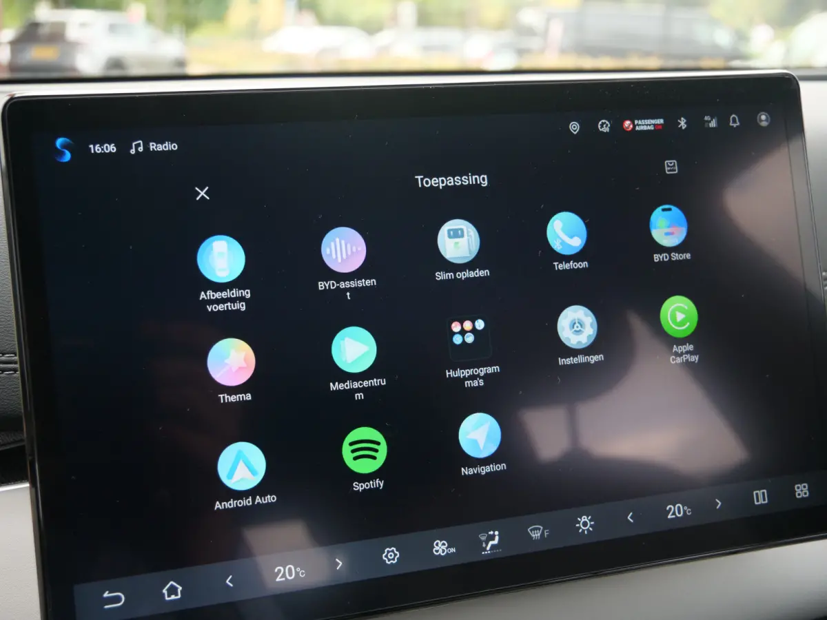 1.5 DM-i Boost 184 Pk Automaat Navi / Apple Carplay / DAB / Camera