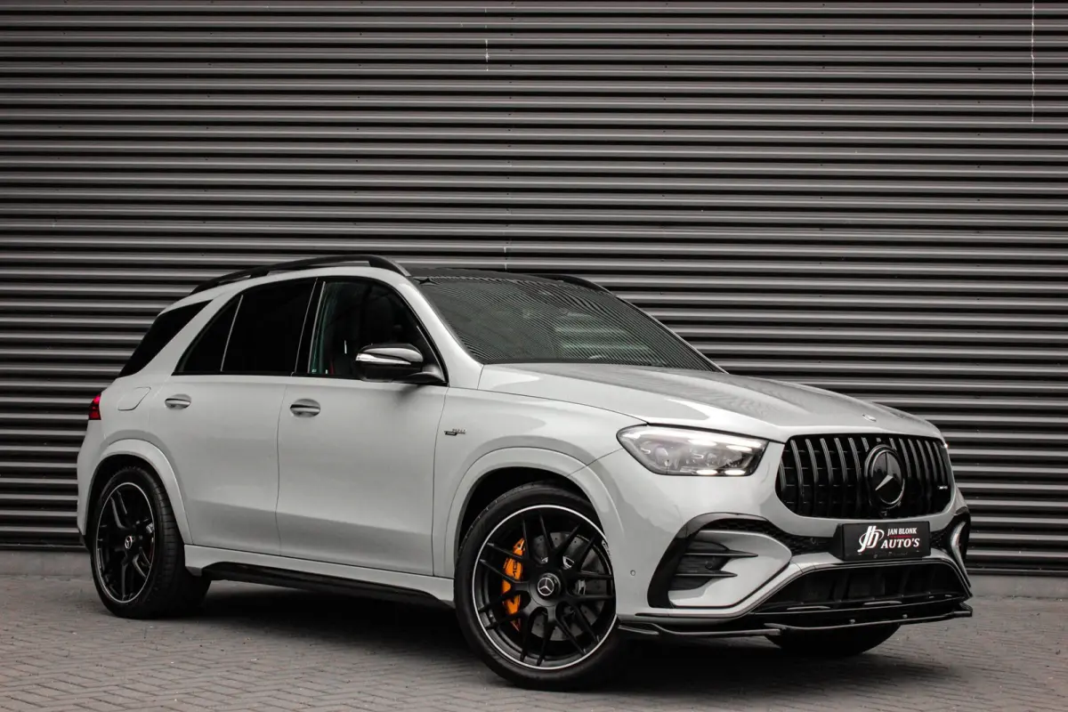AMG 53 Hybrid 4MATIC+ NIGHT EDITION / LUCHTVERING / TREKHAAK / BURMESTER / FULL / DEALER AUTO/ MANUFAKTUR