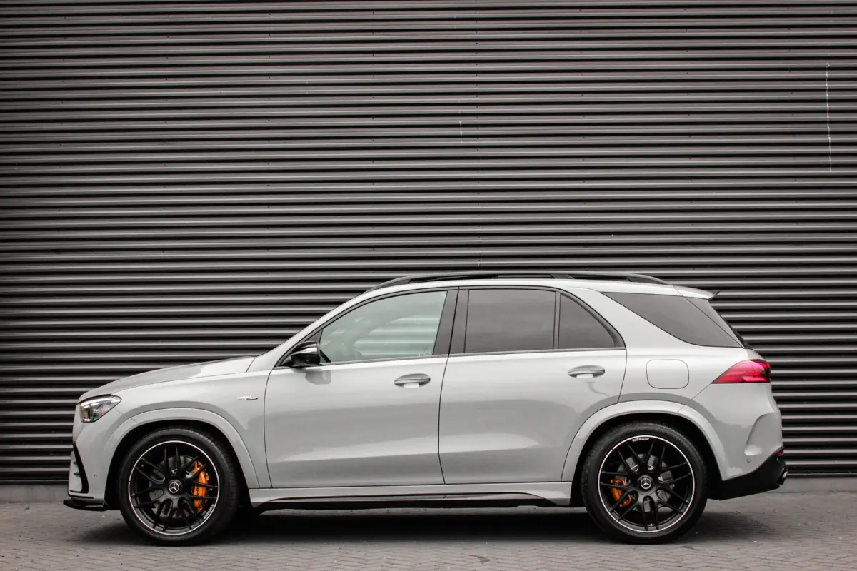 AMG 53 Hybrid 4MATIC+ NIGHT EDITION / LUCHTVERING / TREKHAAK / BURMESTER / FULL / DEALER AUTO/ MANUFAKTUR