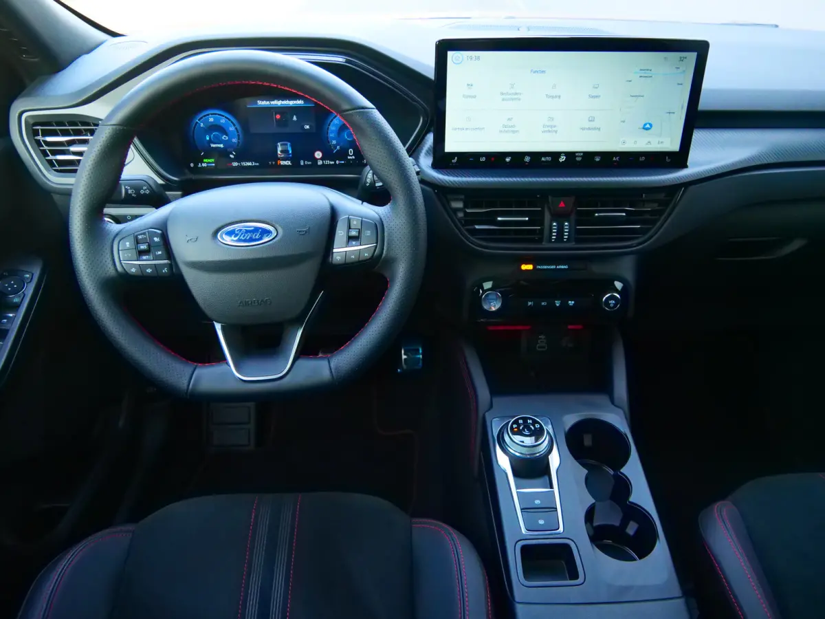 2.5 PHEV ST-Line X 243 Pk Automaat Navi / DAB / Camera's / Trekhaak / Pano-dak