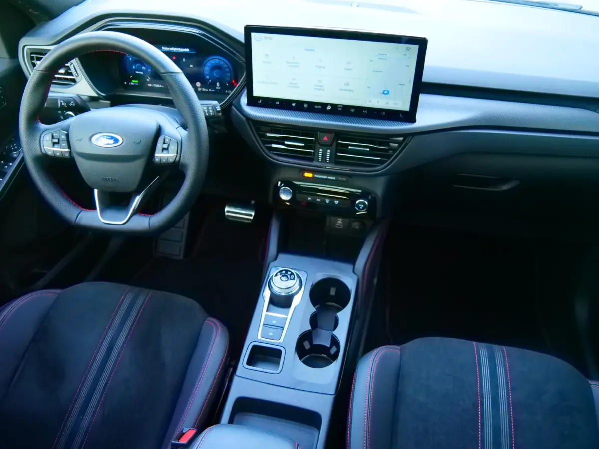 2.5 PHEV ST-Line 243 Pk Automaat Navi / DAB / Camera's / Apple Carplay / Pano-dak