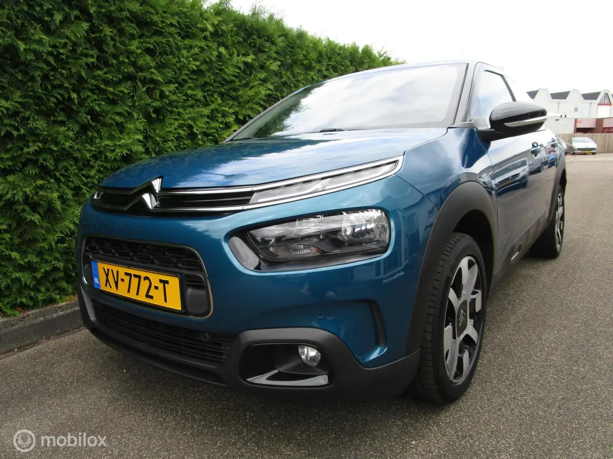 1.2 110 SHINE - NAVIGATIE - LEDER - LMV