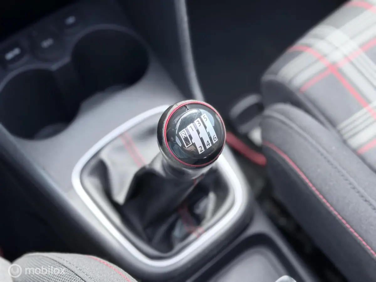 1.8 TSI GTI Pano Clima Cruise LED CarPlay
