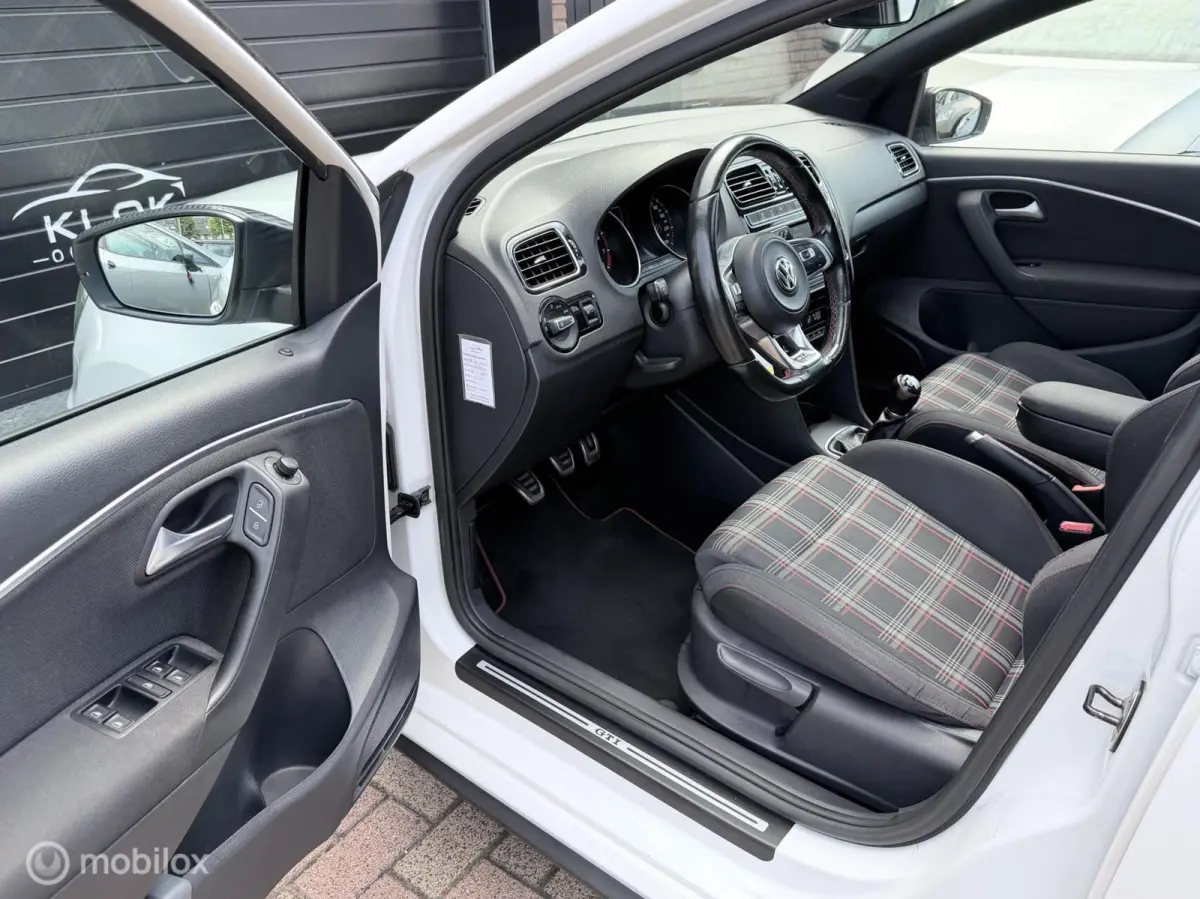 1.8 TSI GTI Pano Clima Cruise LED CarPlay