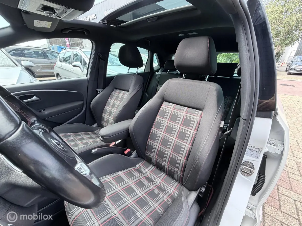 1.8 TSI GTI Pano Clima Cruise LED CarPlay