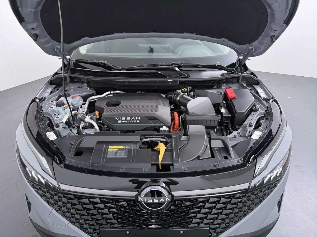 1.5 e-Power N-Connecta | €3.000,- Voorraadvoordeel! | Modeljaar 2026 | Panoramadak | Cold Pack | 1/2 Lederen bekleding